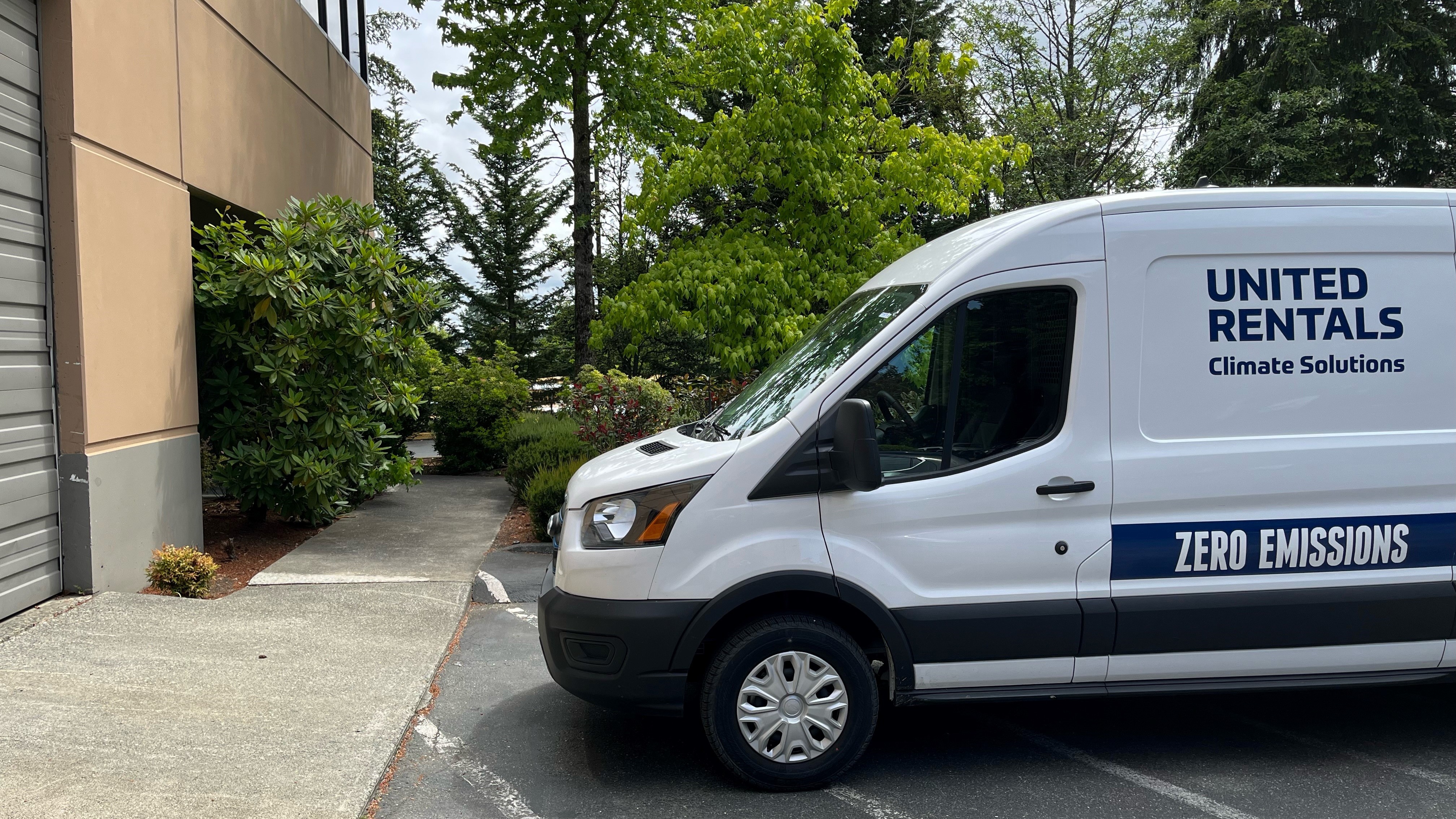 United Rentals Seattle United Rentals - Climate Solutions | Everett, Washington