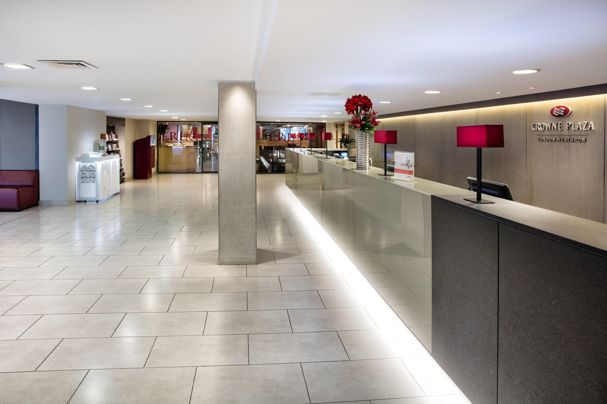 Images Crowne Plaza London - Heathrow, an IHG Hotel