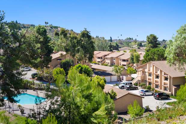 Images River Oaks Apartment Homes