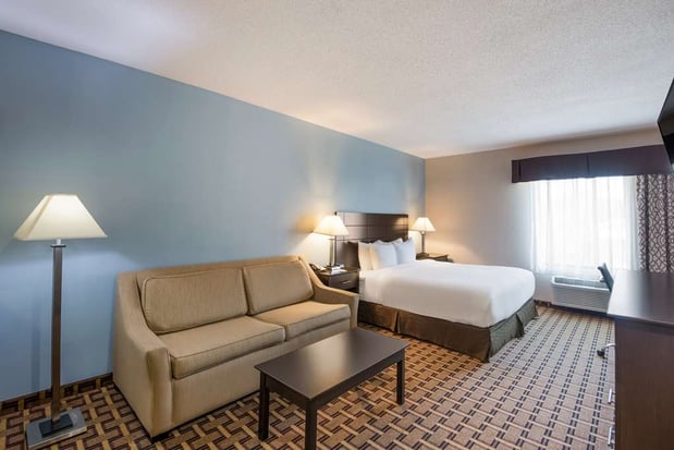 Images SureStay Plus by Best Western Coralville Iowa City
