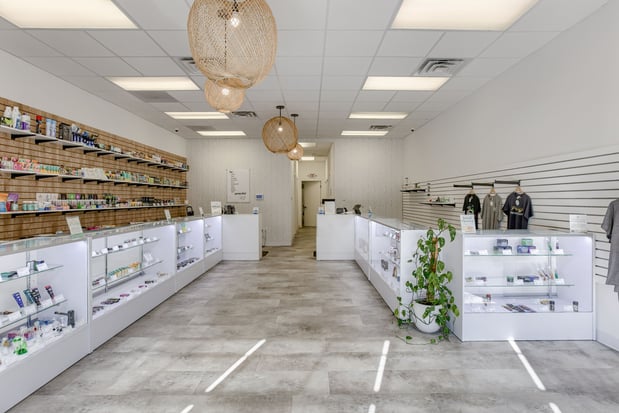 Images Grateful Green Hemp & THC Dispensary