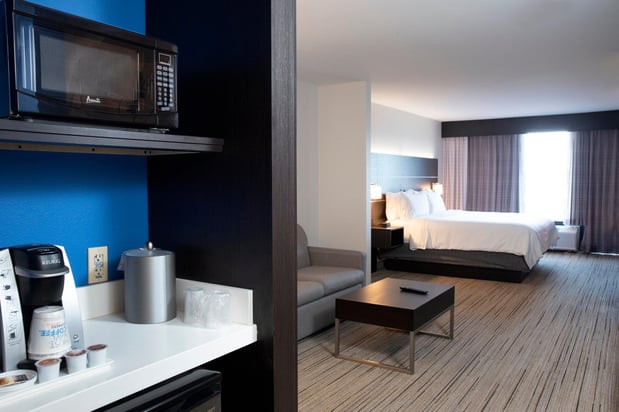 Images Holiday Inn Express & Suites Chester-Monroe-Goshen by IHG