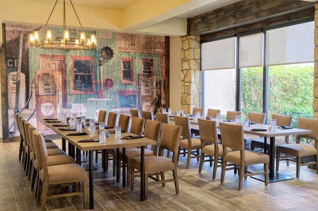 Images Embassy Suites by Hilton Tulsa I-44