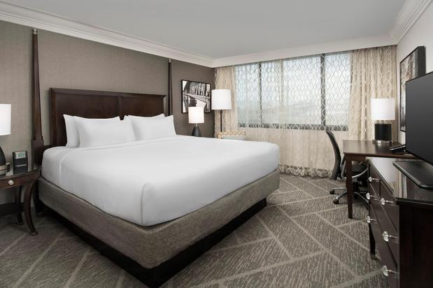 Images Crowne Plaza Portland-Downtown Conv Ctr by IHG