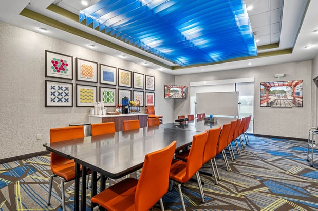 Images Holiday Inn Express & Suites Lakeland South by IHG