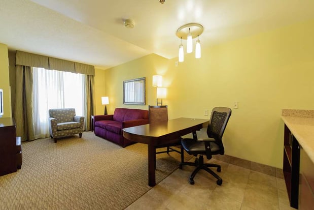 Images Embassy Suites by Hilton Minneapolis North