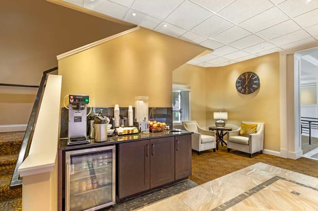 Images Best Western Plus Longbranch Hotel & Convention Center