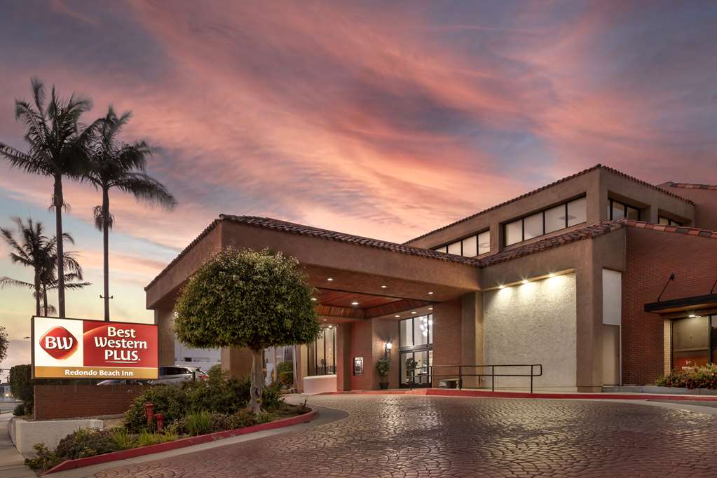 Exterior Twilight