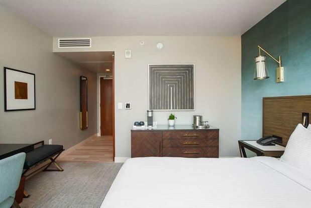 Images Carte Hotel San Diego Downtown, Curio Collection by Hilton