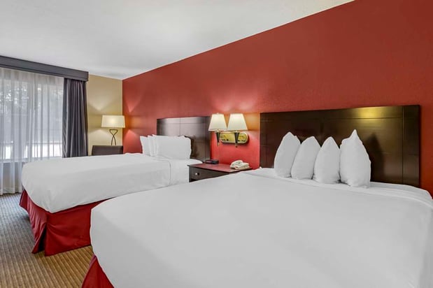 Images Best Western of Alexandria Inn & Suites & Conference Center