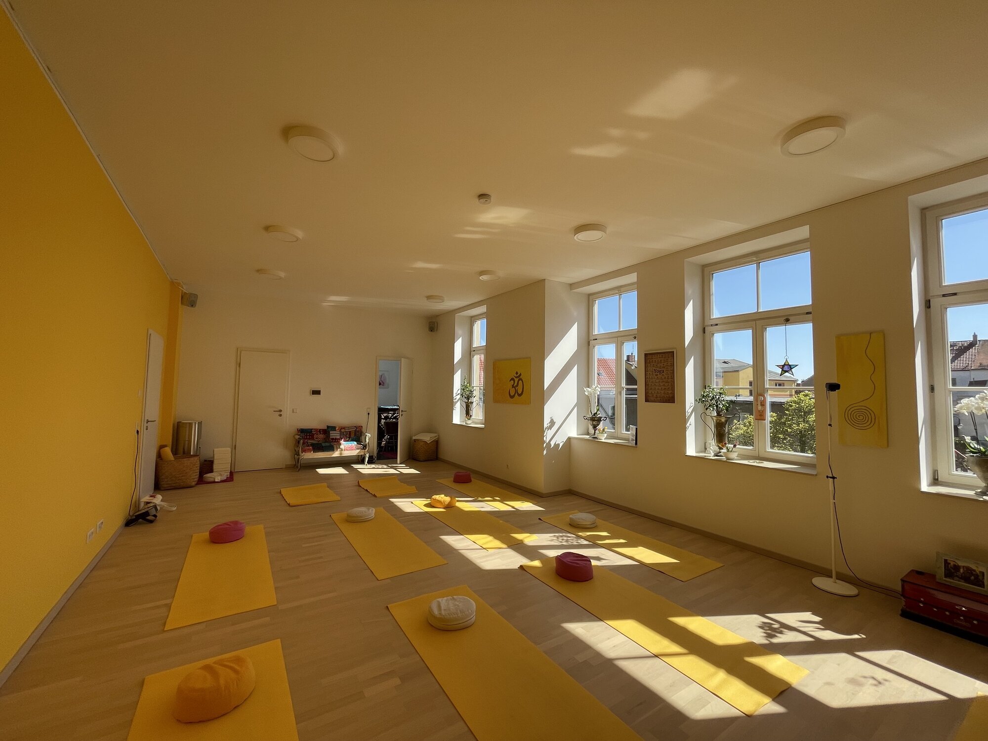 Bilder Sonnenschein-Yoga