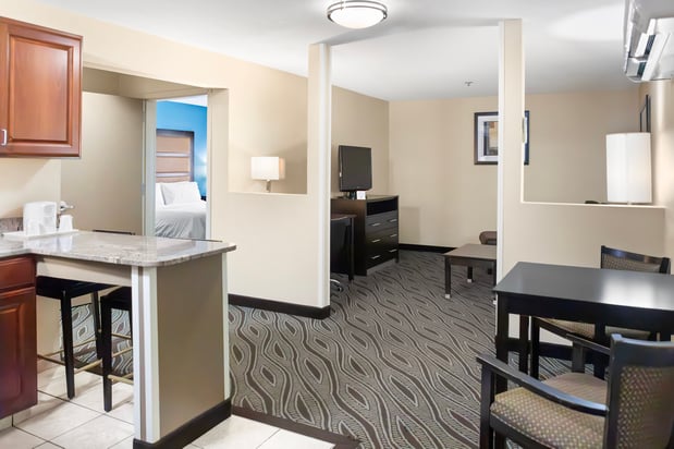 Images Holiday Inn Express Ludlow - Chicopee Area by IHG