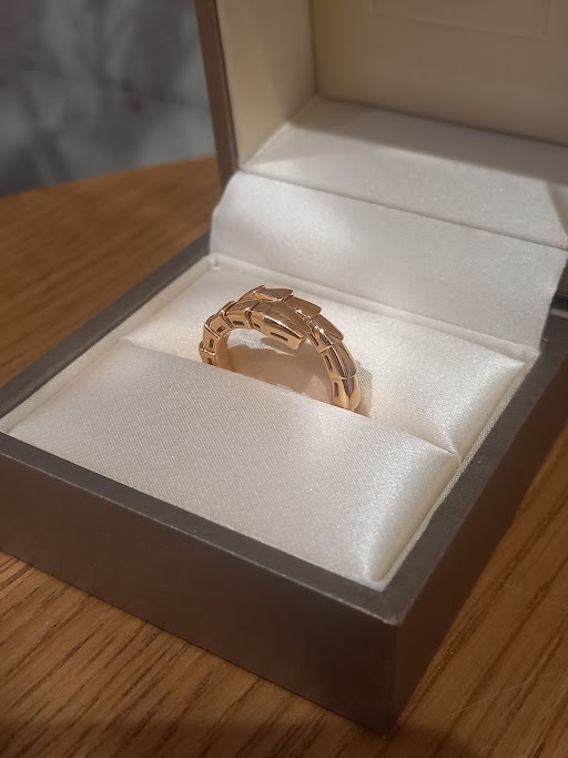 Images KOMEHYO（コメ兵）買取センタークリスタ長堀