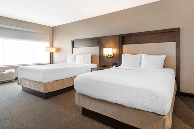 Images Best Western Plus Executive Residency Rigby's Water World Hotel