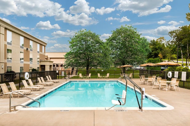 Images Holiday Inn Johnstown-Gloversville by IHG