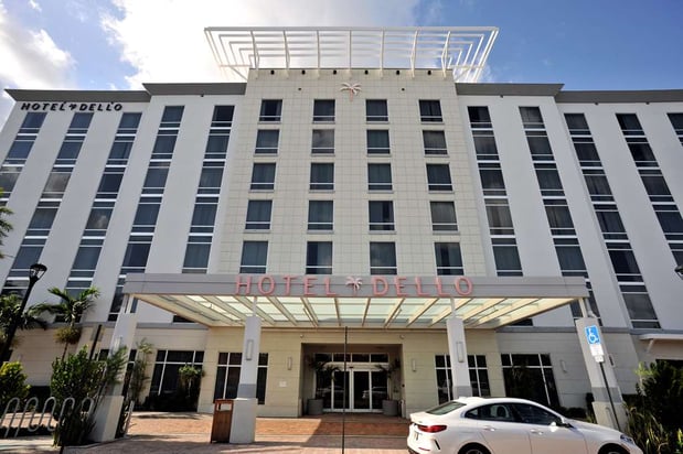 Images Hotel Dello Fort Lauderdale Airport, Tapestry Collection by Hilton