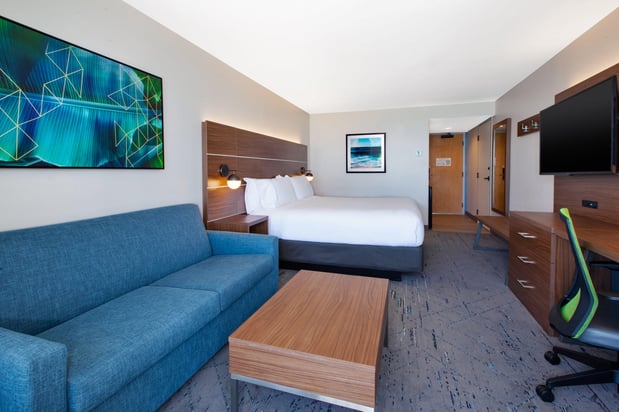 Images Holiday Inn Express & Suites VA Beach Oceanfront by IHG