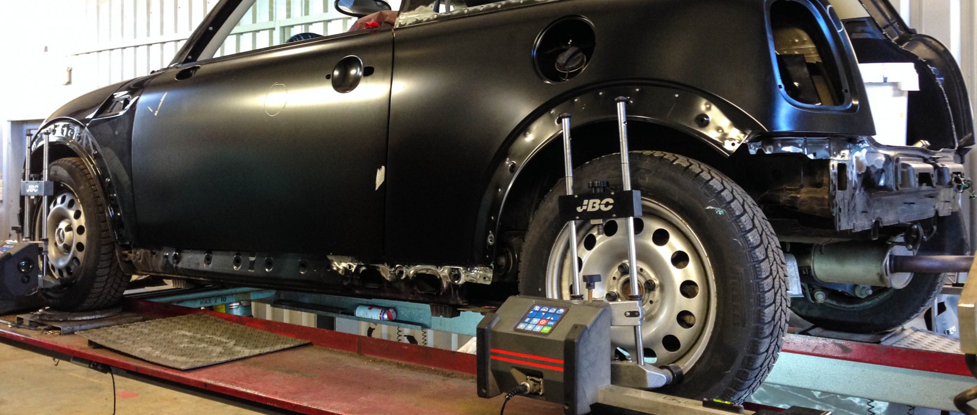 Lack- & Karosseriezentrum Engst GmbH & Co.KG, Christian-Necker-Straße 10 in Munderkingen