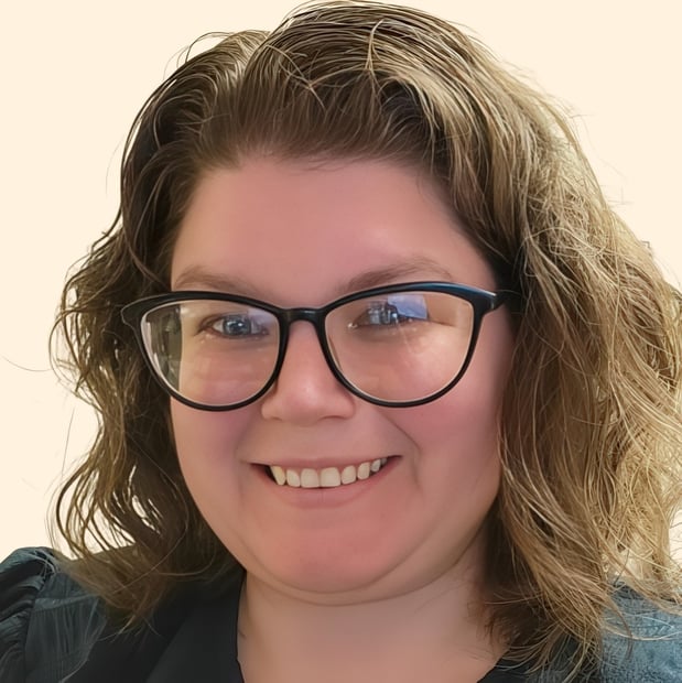 Images Heather Charboneau, Counselor