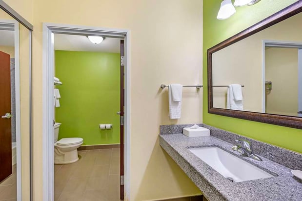 Images Best Western Plus Pratt