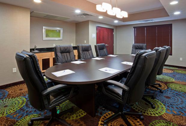 Images Holiday Inn Express & Suites Rochester – Mayo Clinic Area by IHG