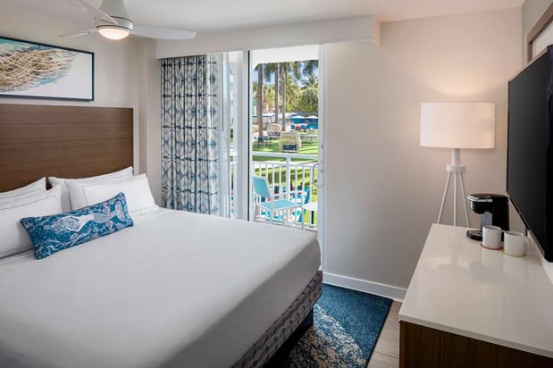 Images The Reach Key West, Curio Collection by Hilton