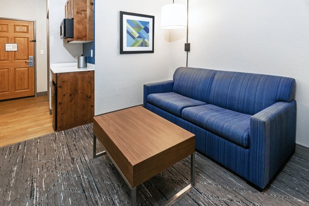 Images Holiday Inn Express & Suites Tulsa S Broken Arrow Hwy 51 by IHG