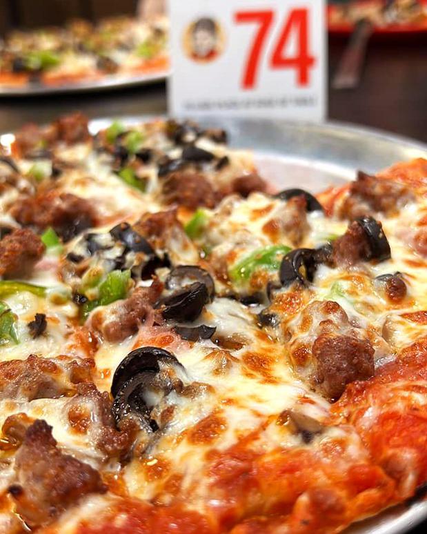 Images Johnny's Pizza House