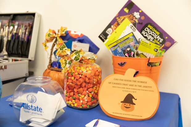Images Amy Rychwalski Salmon: Allstate Insurance