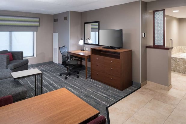 Images Hampton Inn & Suites Chicago-North Shore/Skokie