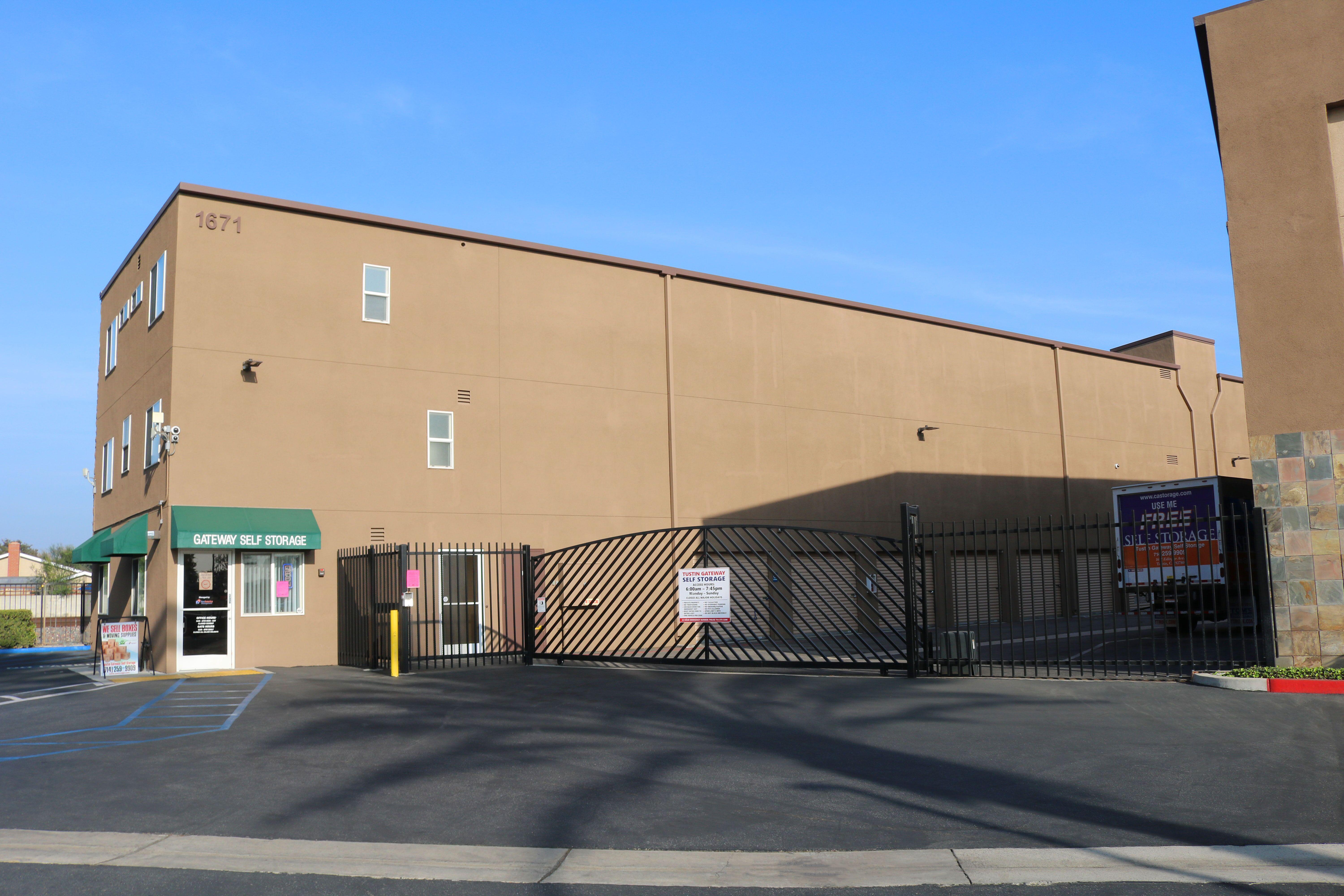 Tustin Gateway Self Storage Photo