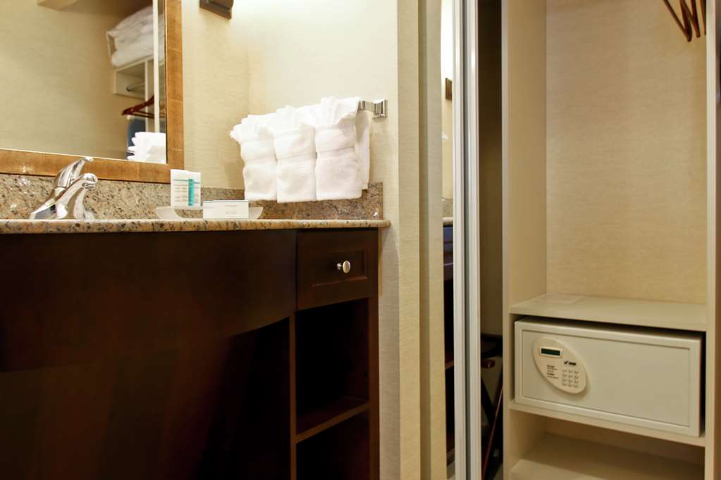 Images Homewood Suites by Hilton Toronto Vaughan