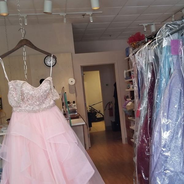 Diana’s Alterations, Bridal Sewing & Dry Cleaning Photo