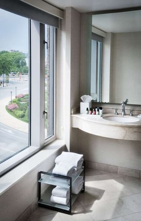 Images The Logan Philadelphia, Curio Collection by Hilton