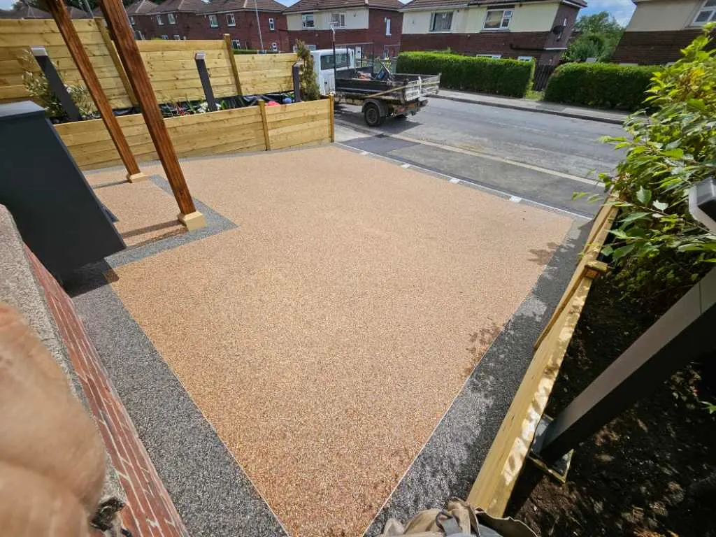 Images DH Landscaping & Building SVCS