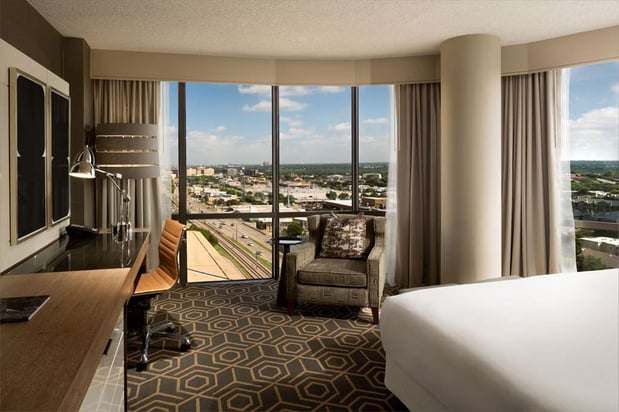 Images DoubleTree by Hilton Hotel Dallas - Campbell Centre