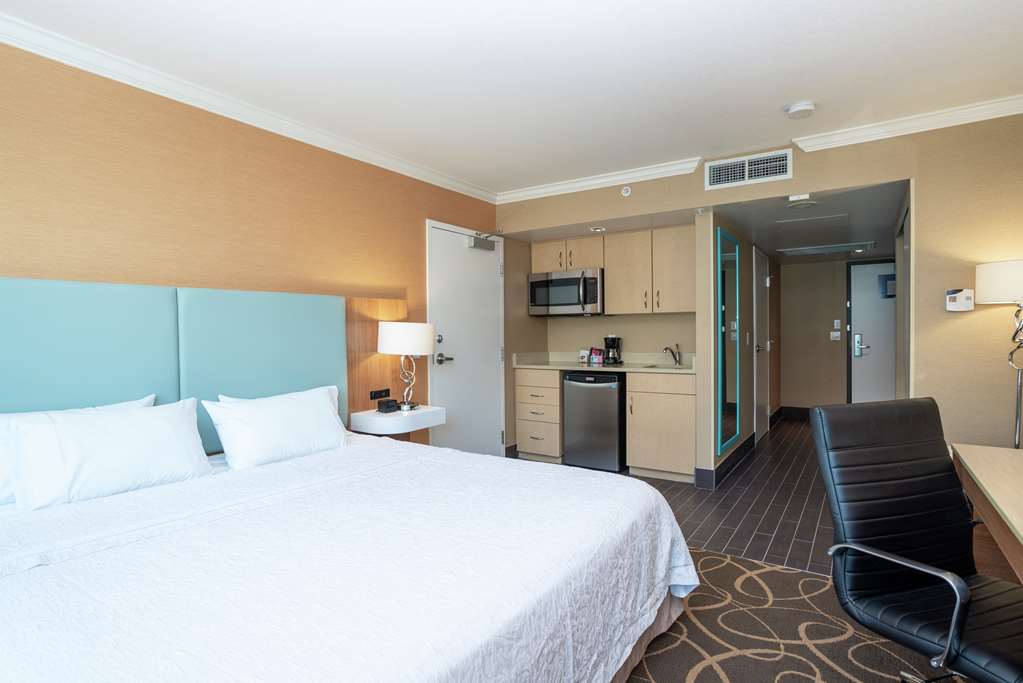 Images Hampton Inn & Suites by Hilton Vancouver-Downtown