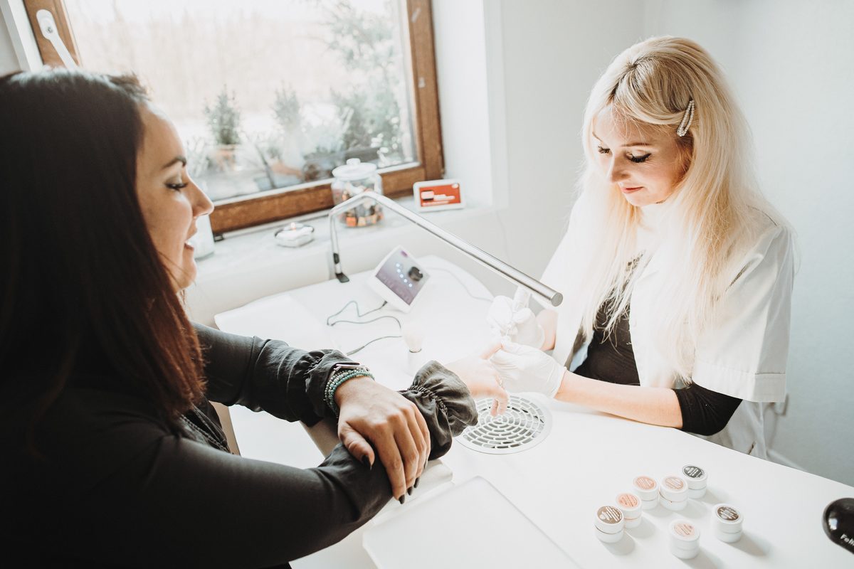Fingerfertig - Claudia Schwabe, In der Dong 29 in Moers