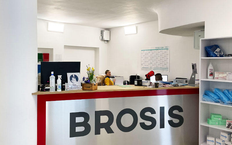 BROSIS GmbH Medizinischer Grosshandel, Friedrich-Engels-Allee 378 in Wuppertal