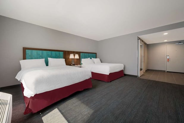 Images Hampton Inn by Hilton Detroit Southfield