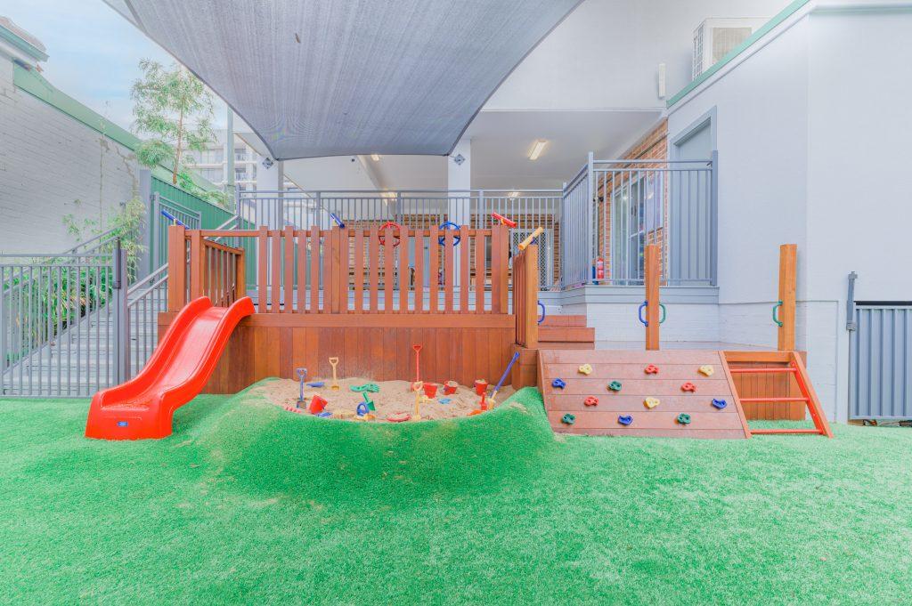 Images Young Academics Early Learning Centre - Kingsford