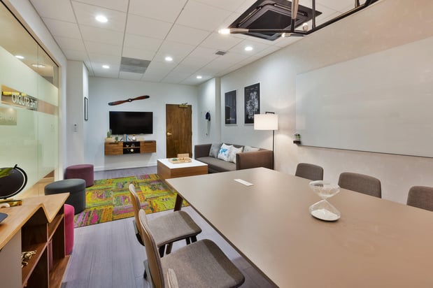 Images Crowne Plaza Dulles Airport by IHG