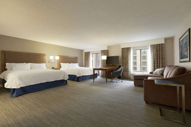 Images Hampton Inn & Suites Nashville-Downtown