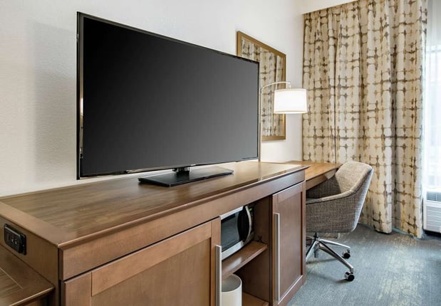 Images Hampton Inn & Suites Newport/Cincinnati