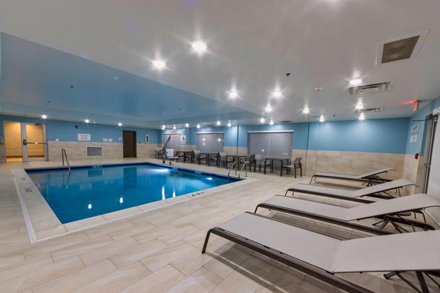 Images Holiday Inn Express & Suites Harrisonburg – University Area by IHG