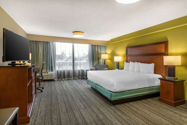 Images Best Western Plus Houston Energy Corridor