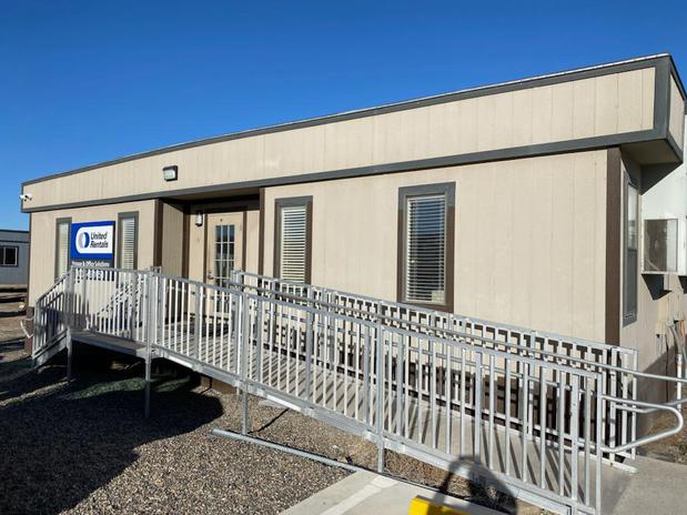 Images United Rentals - Storage Containers and Mobile Offices
