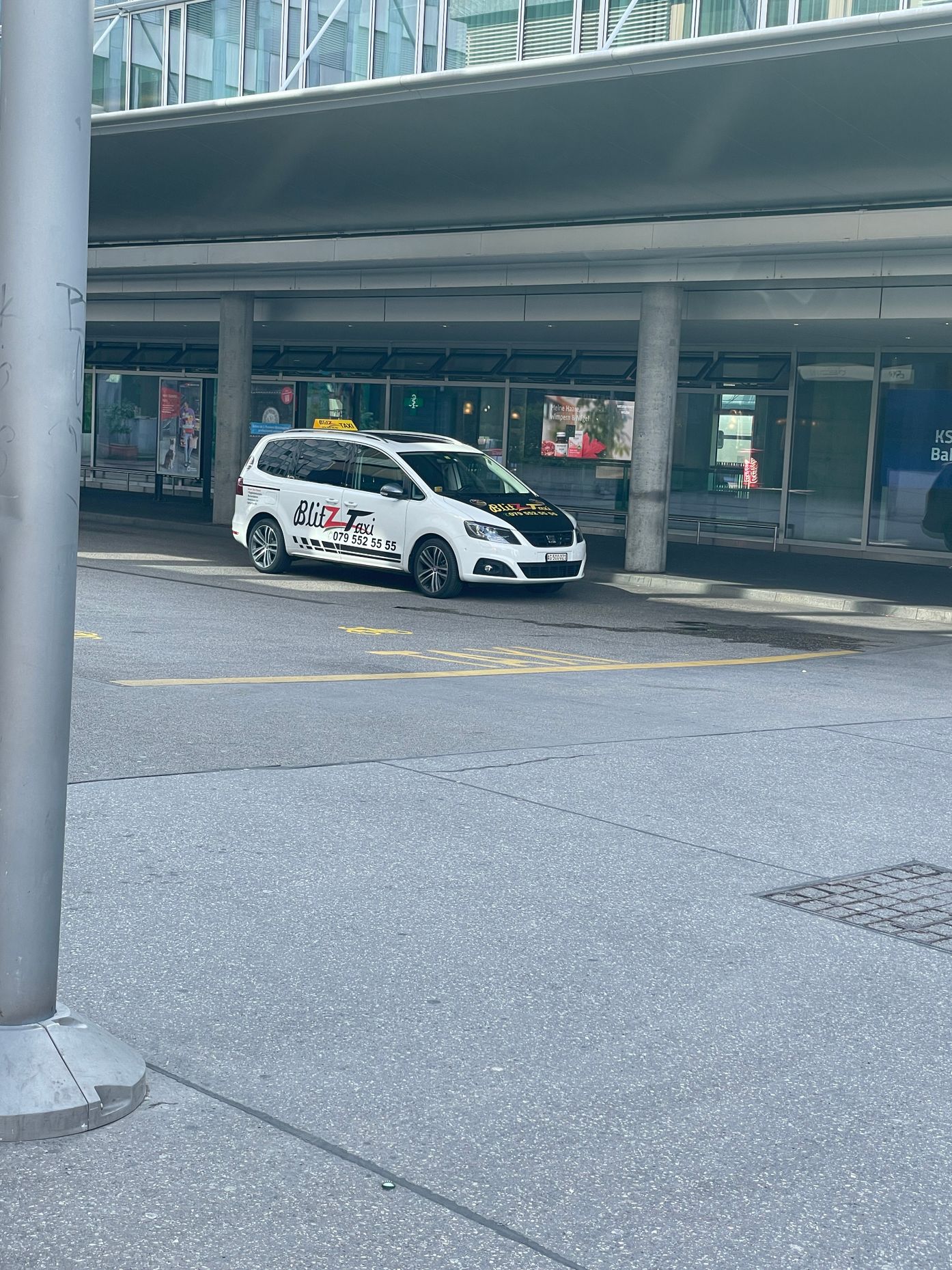 BLITZ TAXI AARAU, Bahnhofplatz 3C in Aarau