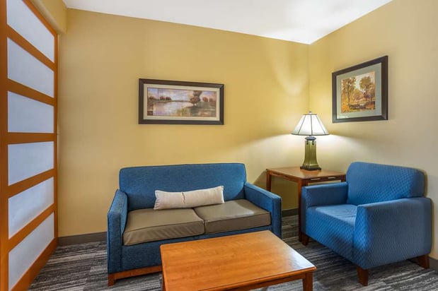 Images Best Western Plus University Park Inn & Suites