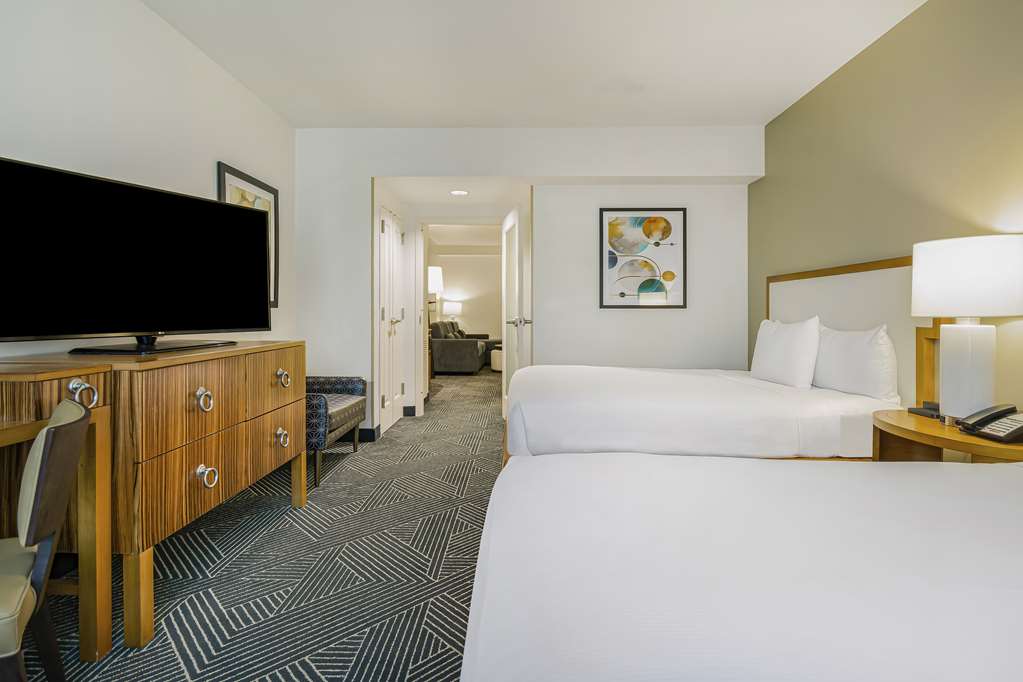 Guest room